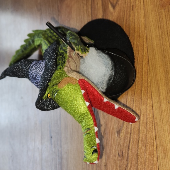 Annalee 2019 Alligator 🧙♀️ witch - Picture 2 of 6